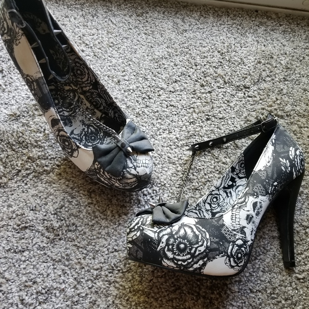 High heel shoes